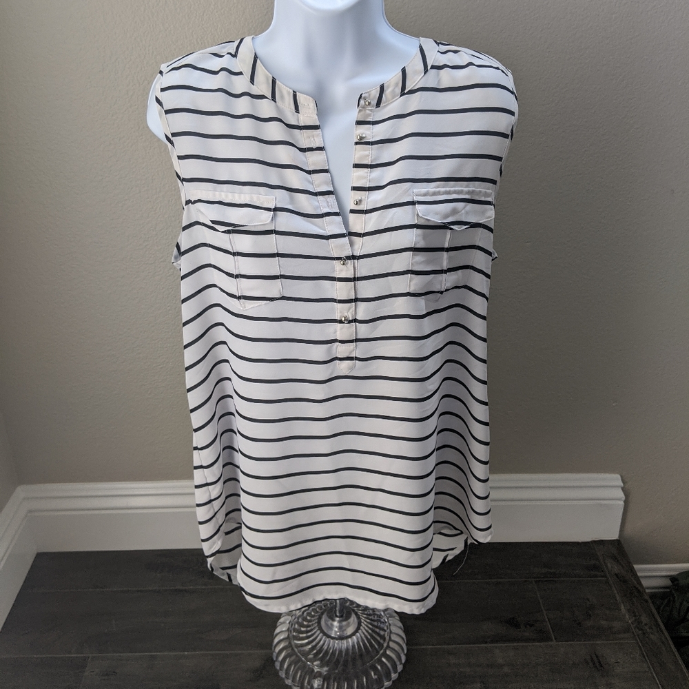Daniel Rainn Women's Top